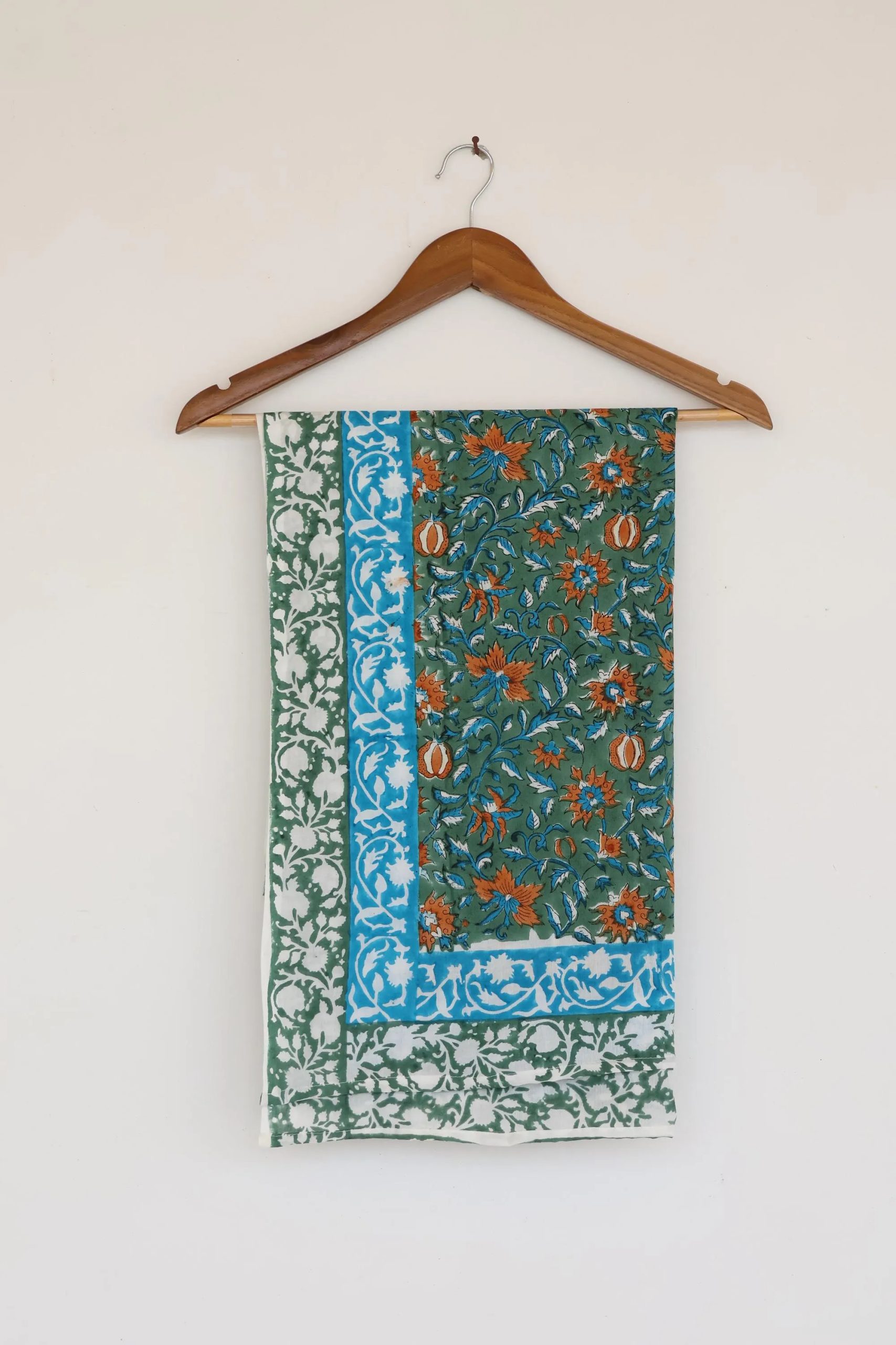 Women's light green floral pattern cotton dress - Image 3