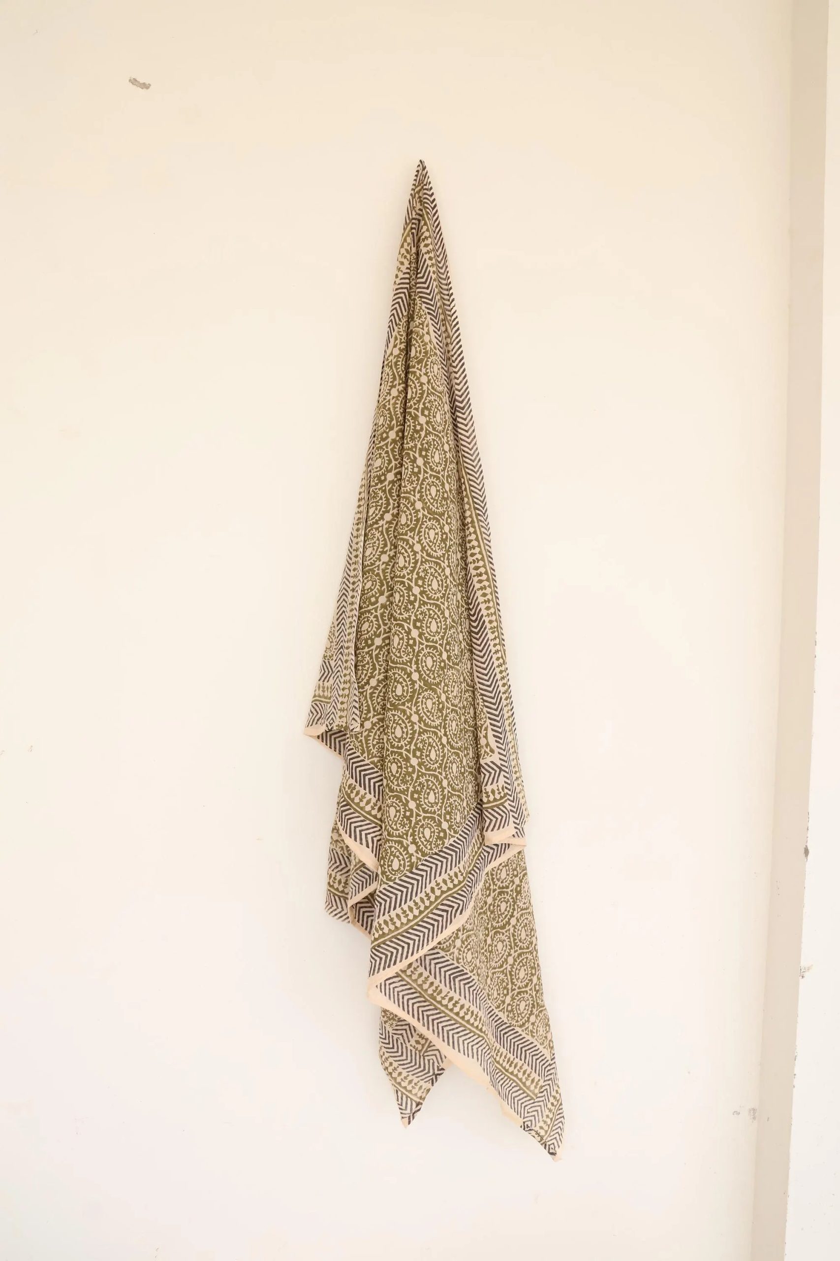 Olive green geometric floral pattern cotton beach dress - Image 3